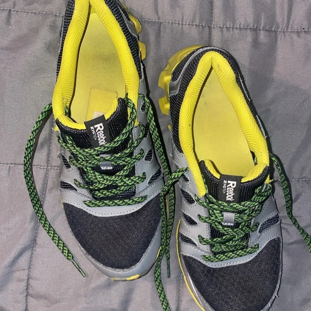 Reebok Zigtech - Picture 2 of 4
